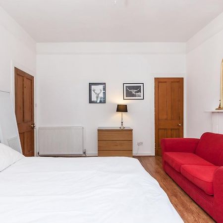 Old Town Edinburgh Apartment Close To Castle And Royal Mile Bagian luar foto