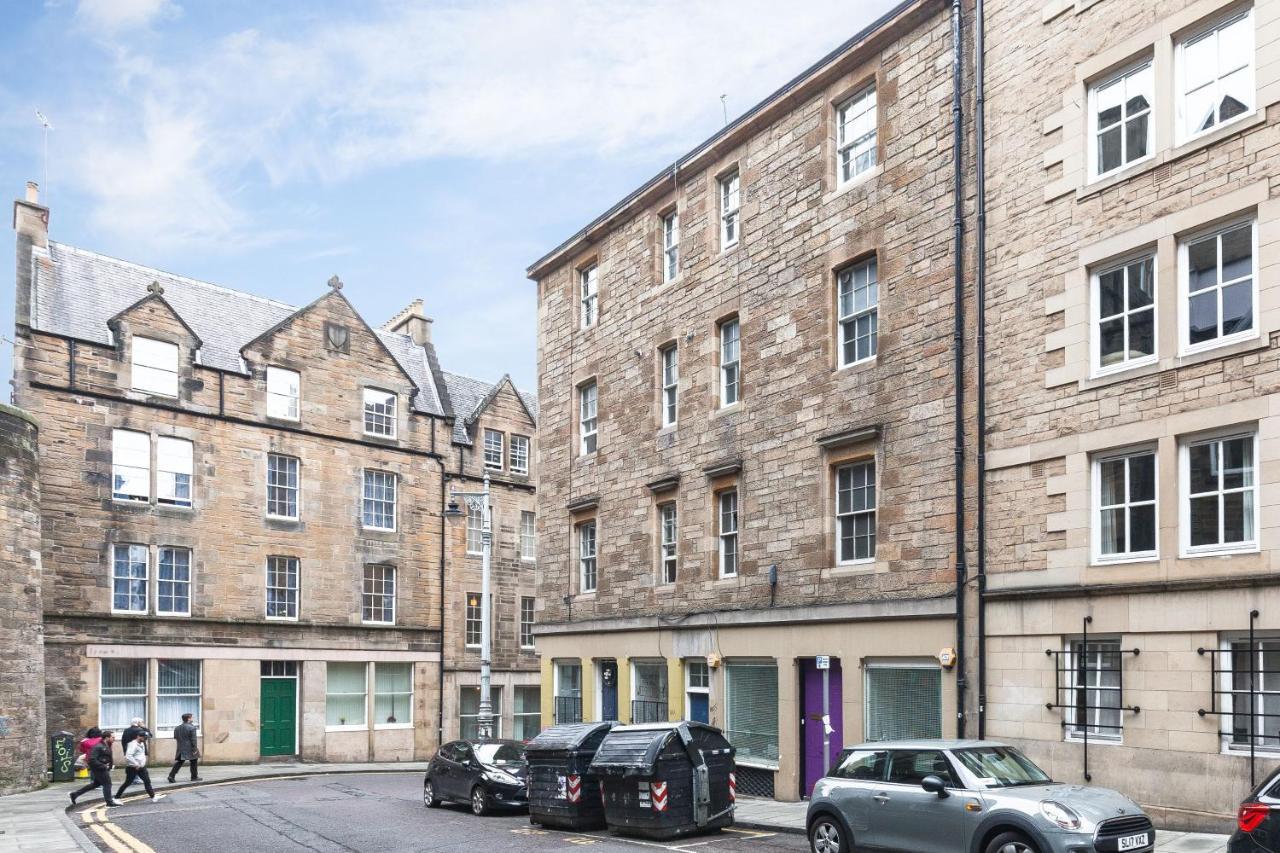 Old Town Edinburgh Apartment Close To Castle And Royal Mile Bagian luar foto